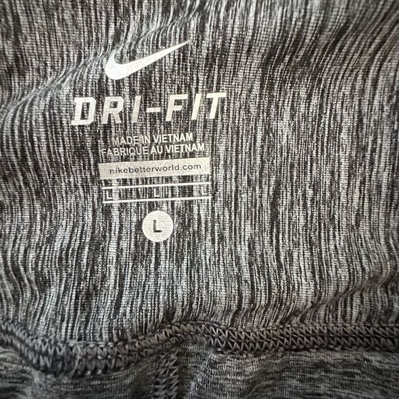 Nike ~ Women’s grey workout leggings ~ size Large - Picture 8 of 10
